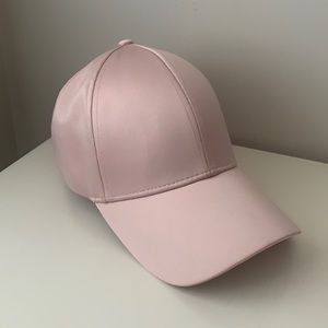 💓 Wilfred Free Satin Baseball Hat